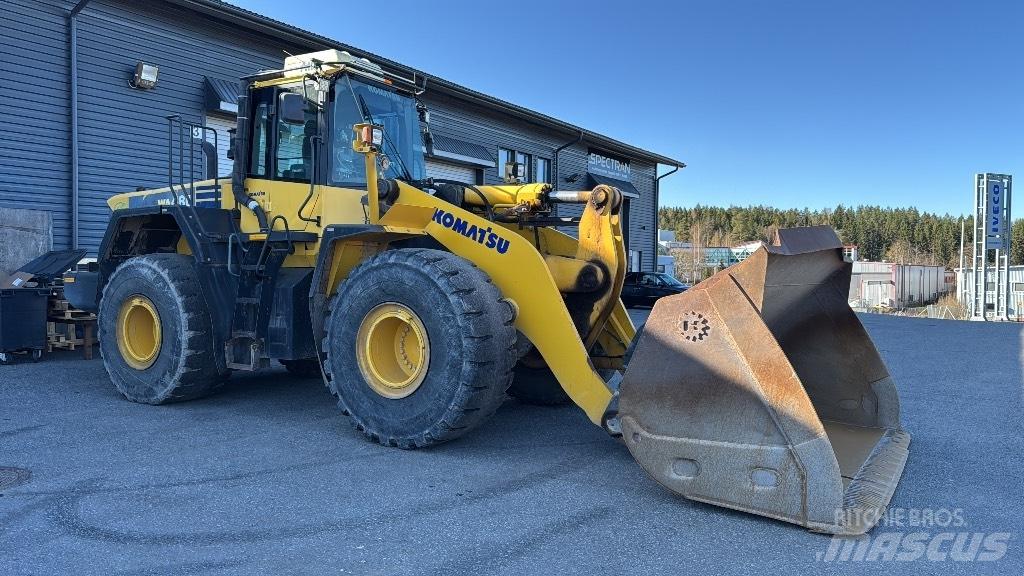 Komatsu WA 480 Kolové nakladače