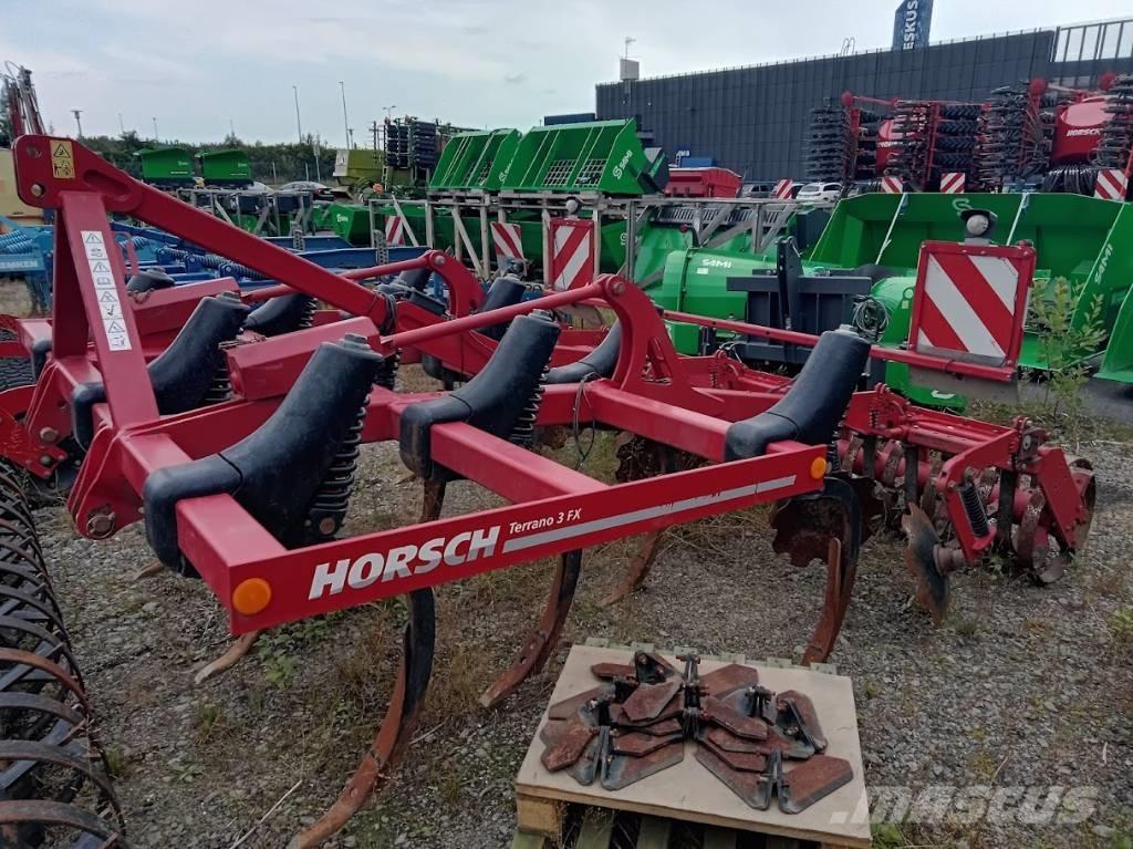 Horsch Terrano 3 FX Kultivátory
