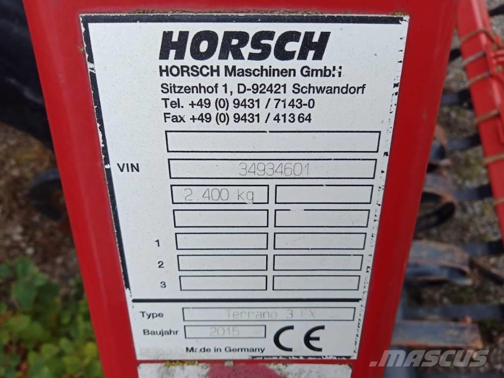 Horsch Terrano 3 FX Kultivátory