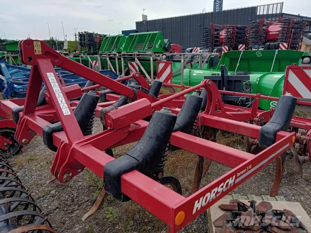 Horsch Terrano 3 FX Kultivátory
