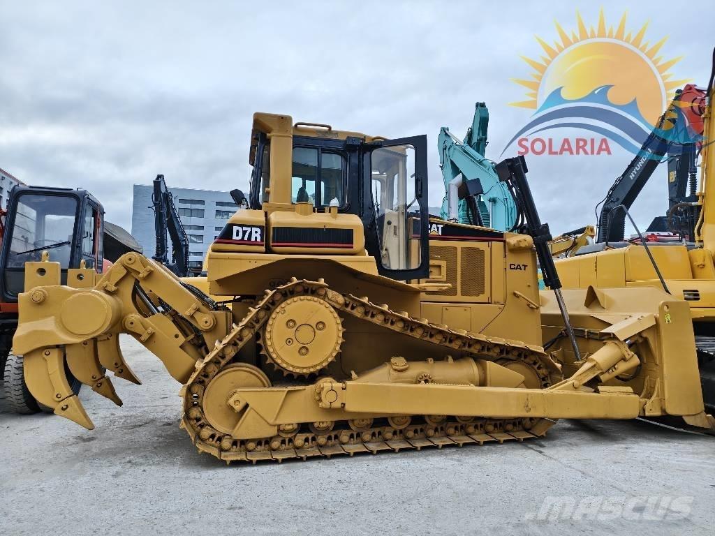 CAT D 7 R Pásové dozery