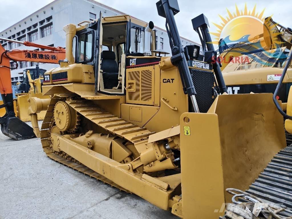 CAT D 7 R Pásové dozery