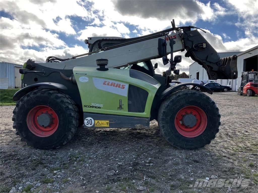 CLAAS 7055 Teleskopické nakladače pro zemědělství