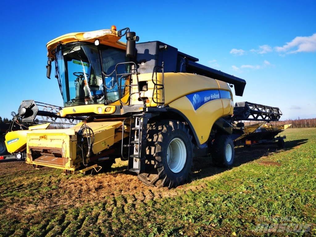 New Holland CX 8080 Sklízecí mlátičky