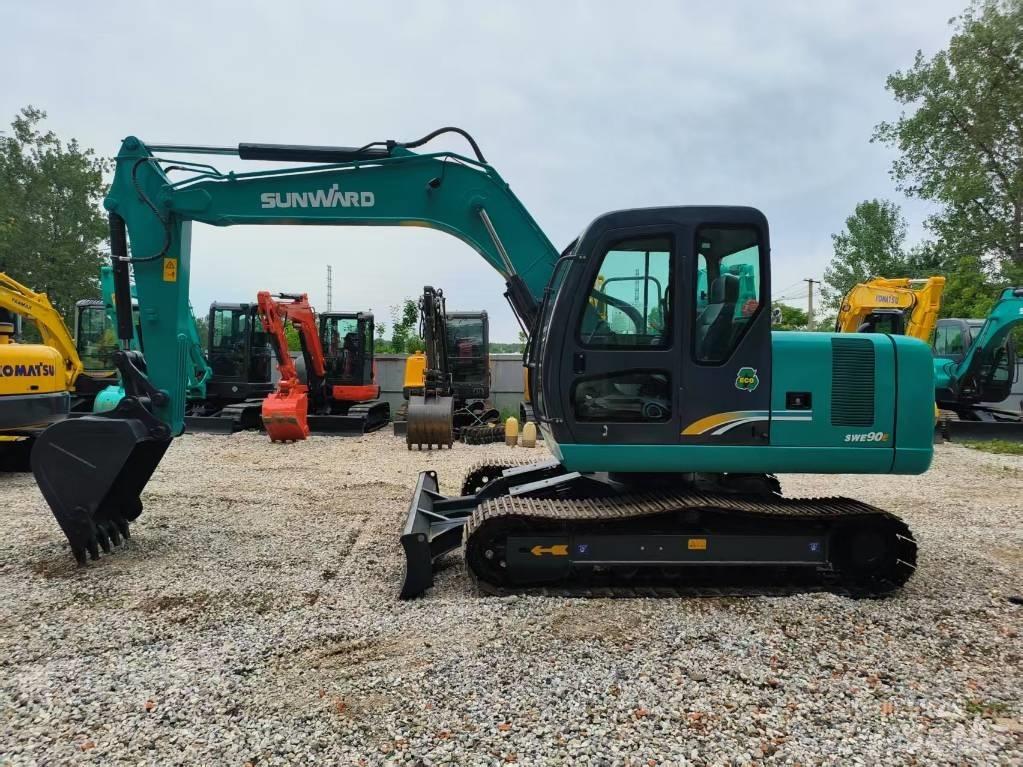 Sunward SWE 90 Midi rýpadla 7t - 12t