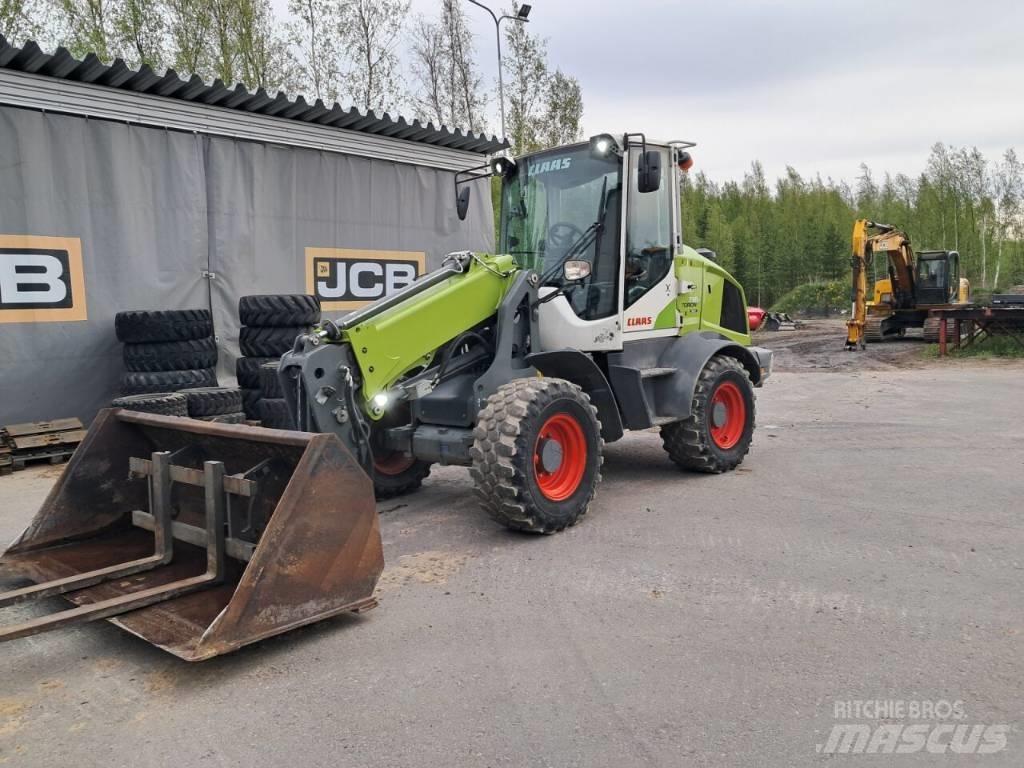 CLAAS 738T Teleskopické kolové nakladače
