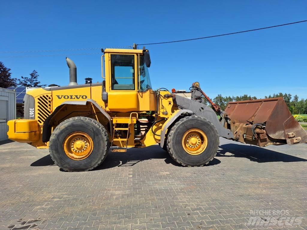 Volvo L 90 E Kolové nakladače