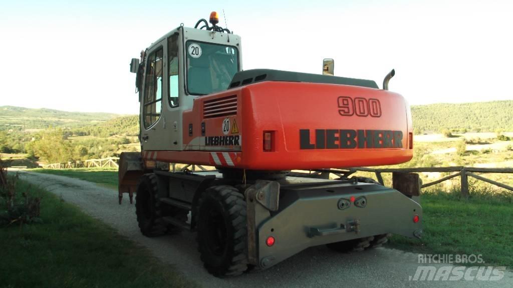 Liebherr A 900 C Kolová rýpadla