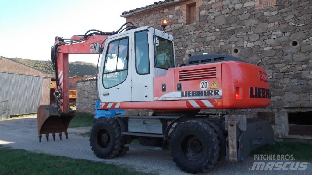 Liebherr A 900 C Kolová rýpadla