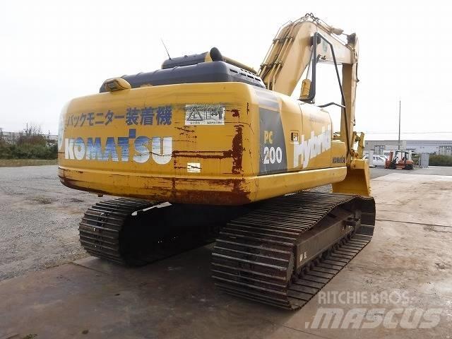 Komatsu PC200-8E0 Midi rýpadla 7t - 12t