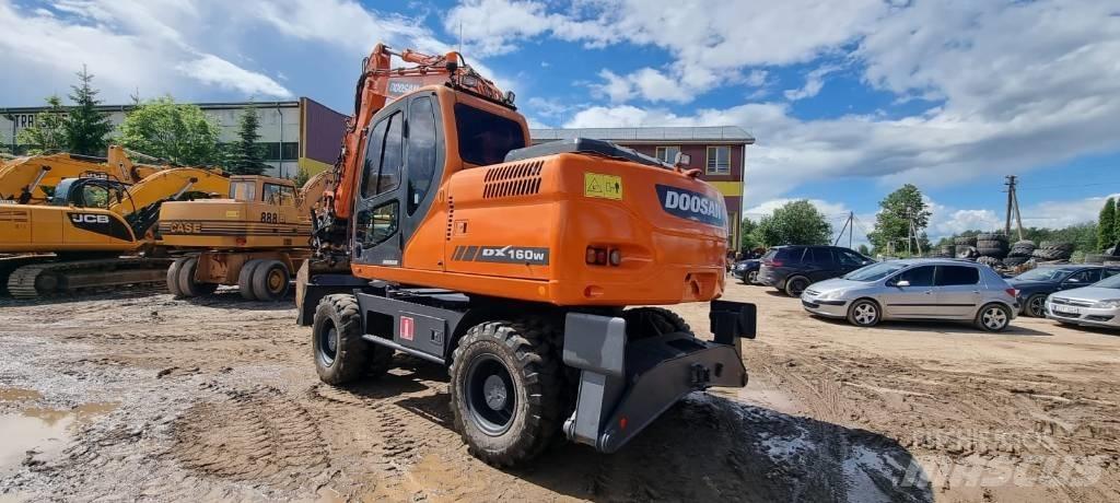 Doosan DX 160 W Kolová rýpadla