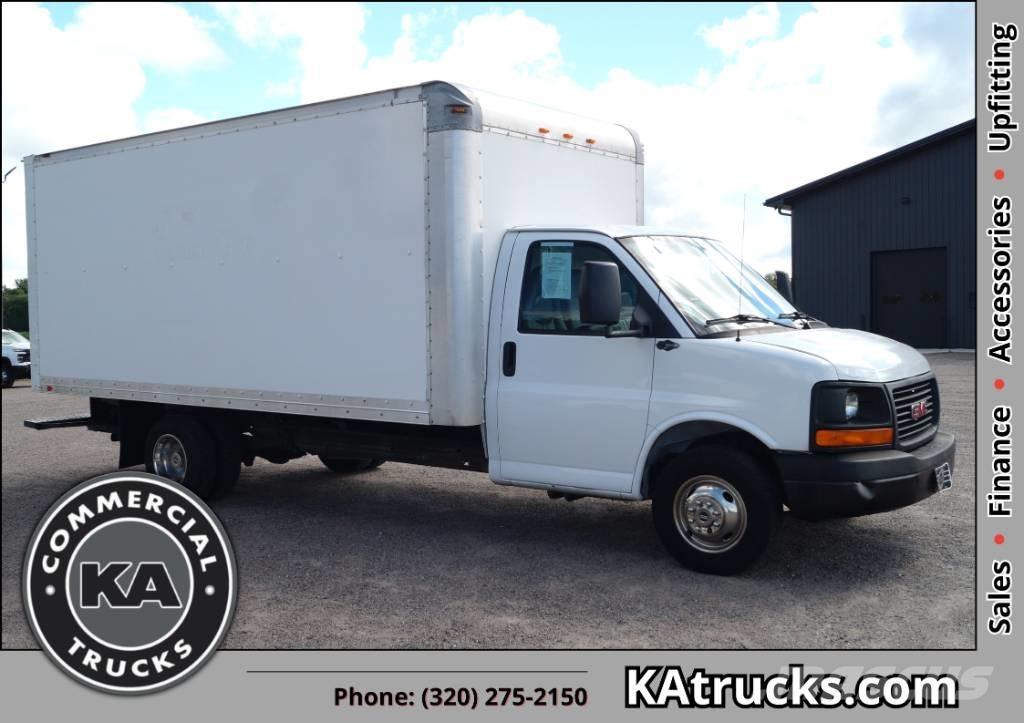 GMC Savana G3500 Skříňová nástavba
