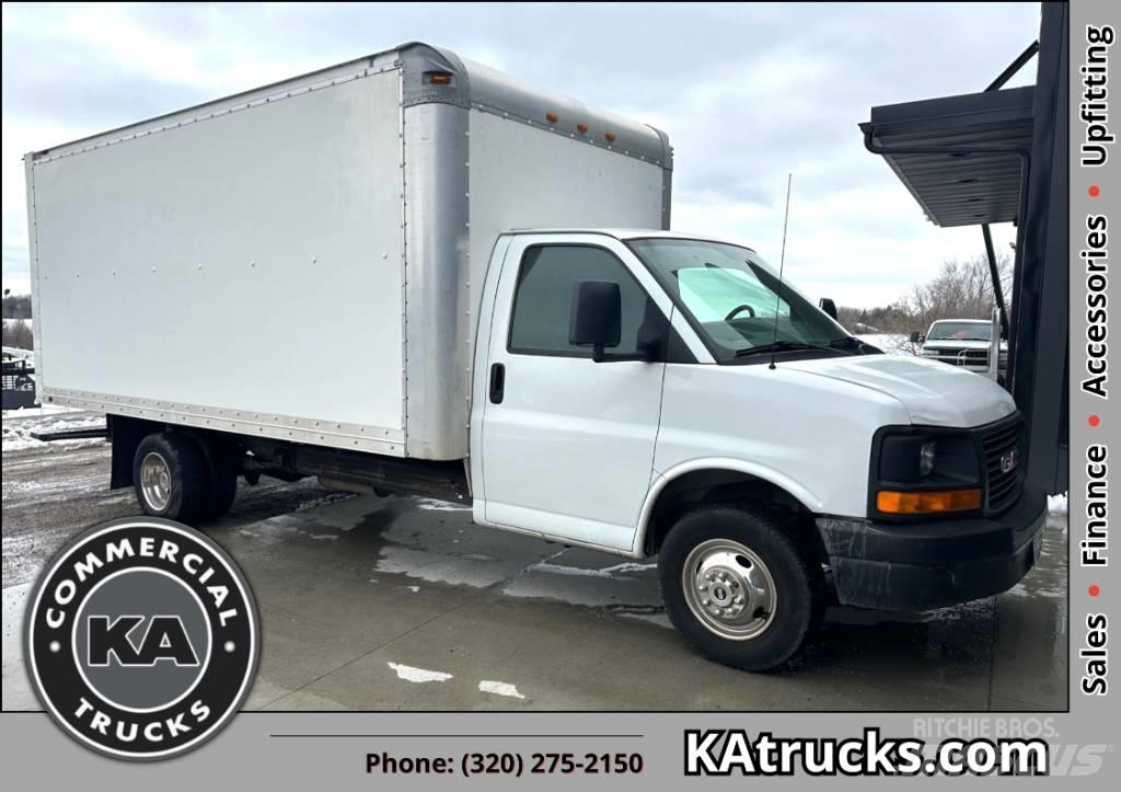 GMC Savana G3500 Skříňová nástavba