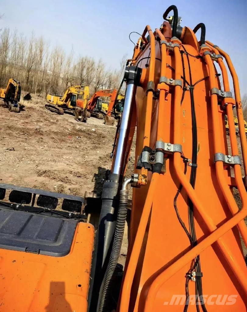 Doosan DX 500 LC Pásová rýpadla