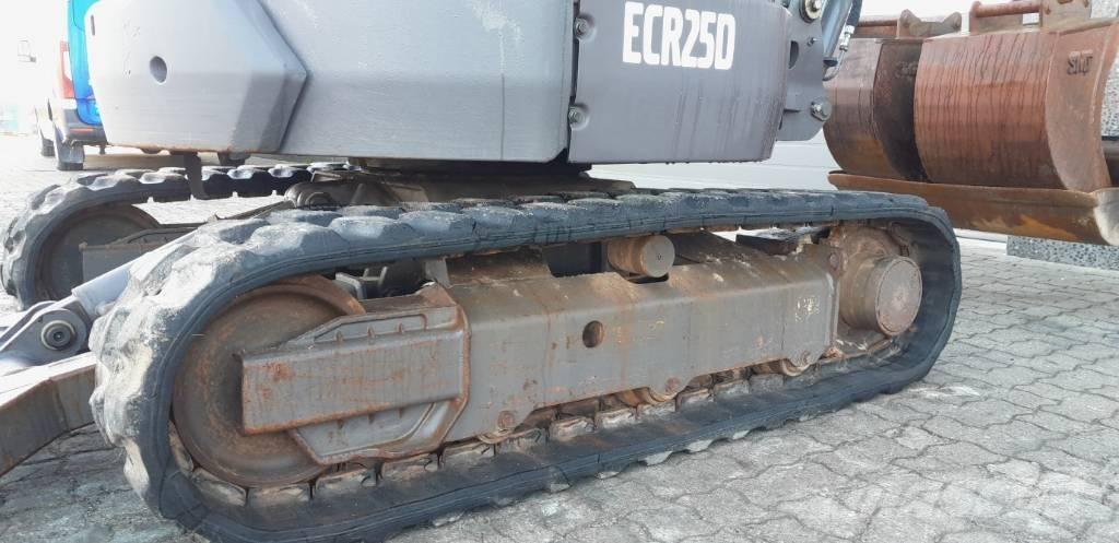 Volvo ECR 25 D Mini rýpadla < 7t
