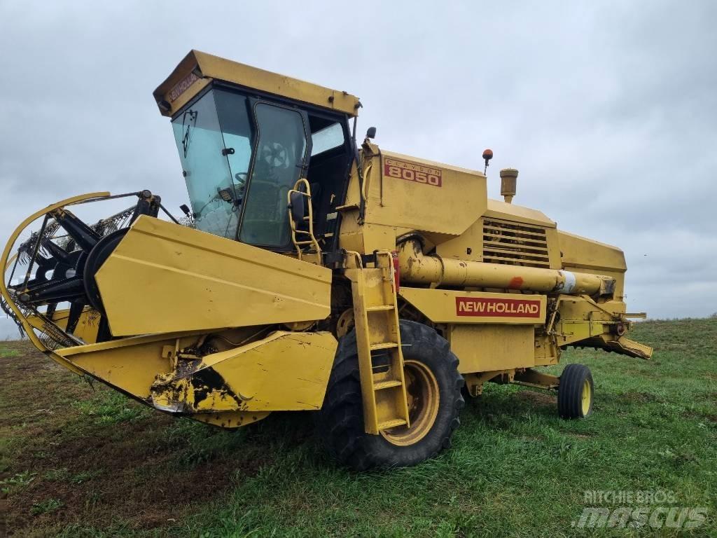 New Holland 8050 Sklízecí mlátičky