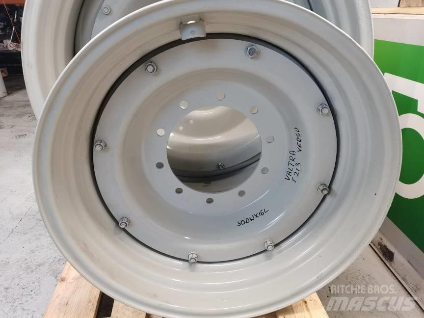 Valtra T R42X20  rim Pneumatiky, kola a ráfky
