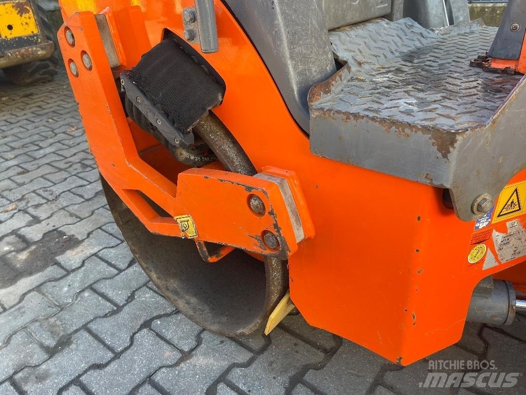 Hamm HD 8 VV Tandemové válce