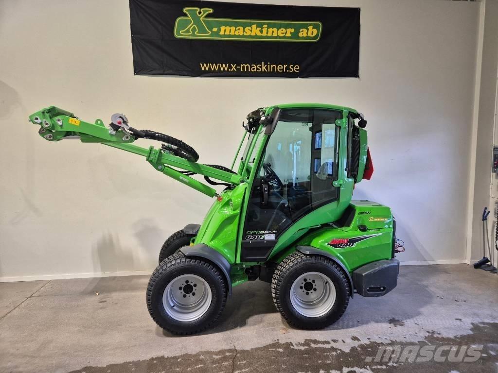 Avant 640 Smykem řízené nakladače