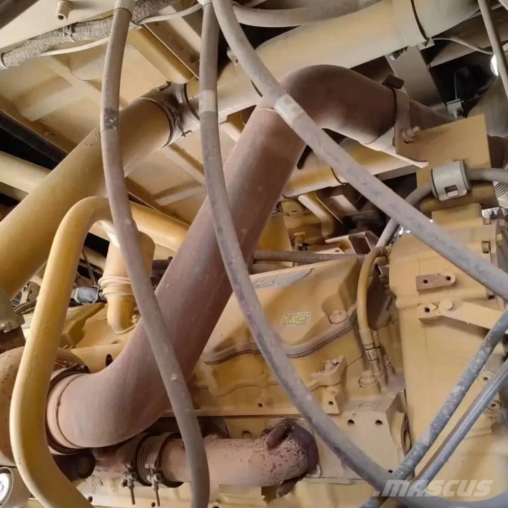 CAT 777 Pevné dempry