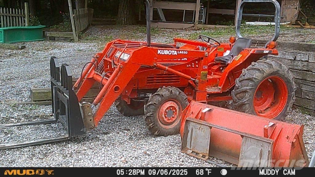 Kubota 3650 Traktory