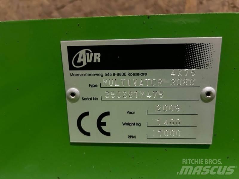 AVR Multivator Zařízení pro pěstování brambor - Jiné