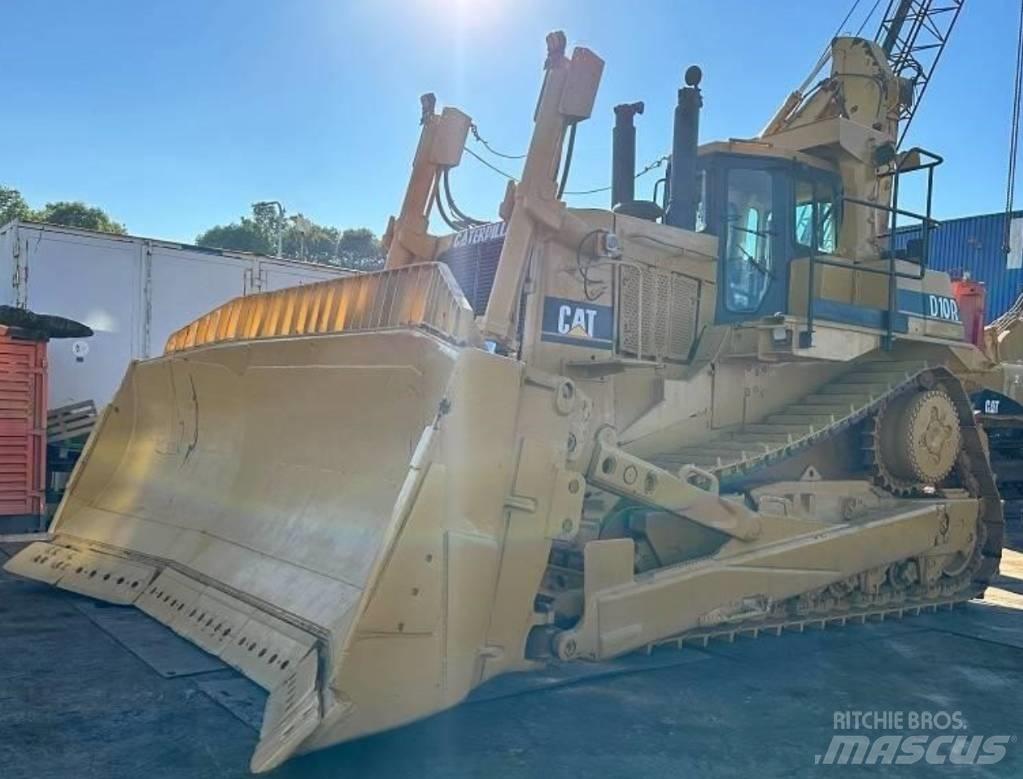 CAT D 10 R II Pásové dozery
