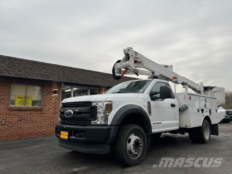 Ford F550 Autoplošiny