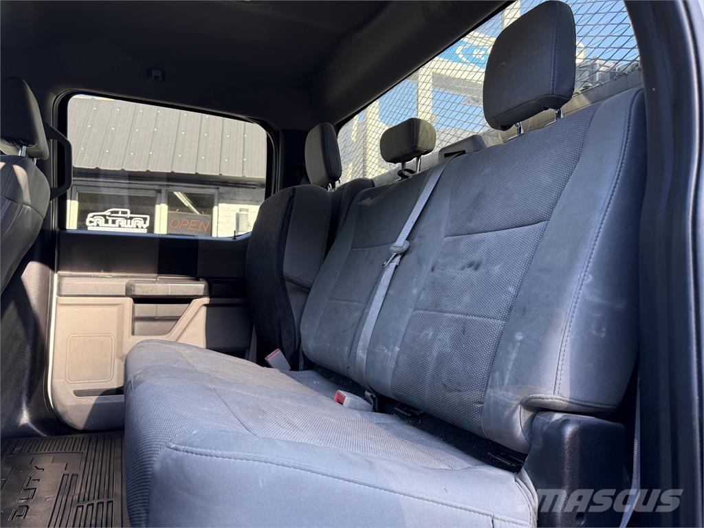 Ford F550 Komunální / Multi-užitková vozidla