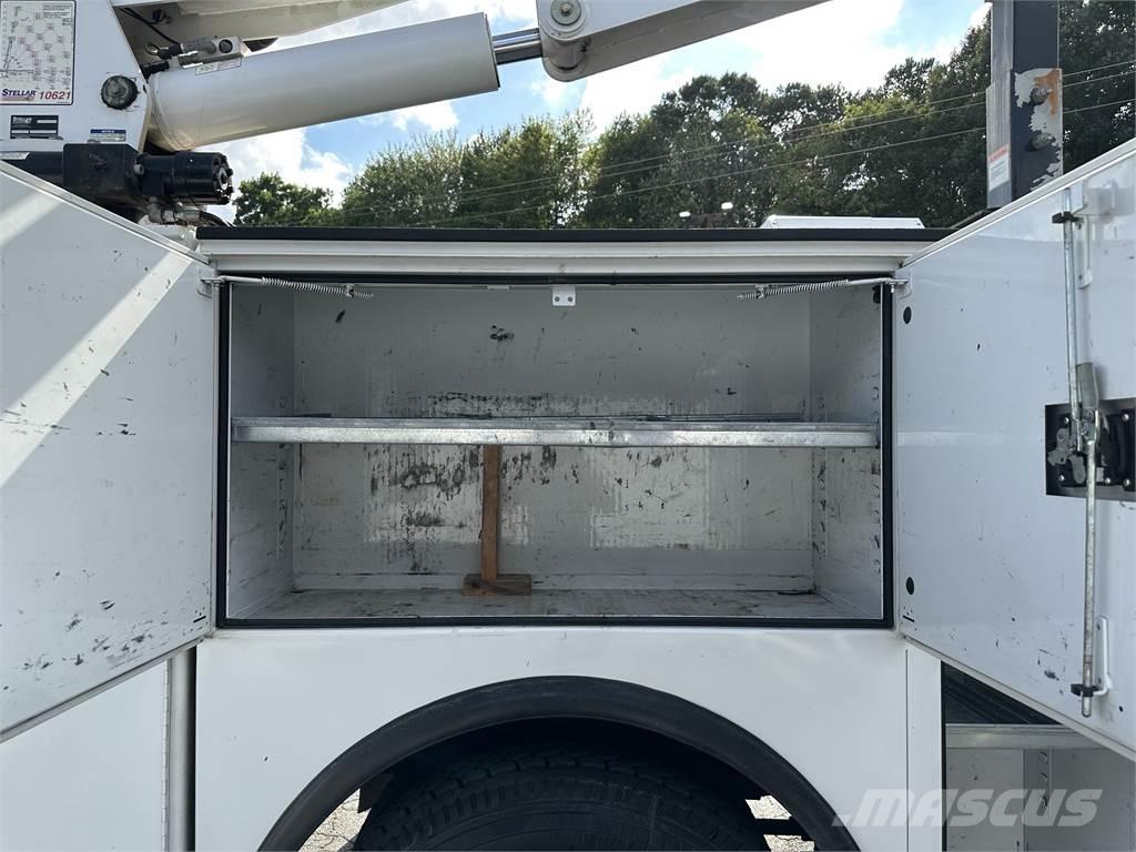 Ford F750 Komunální / Multi-užitková vozidla