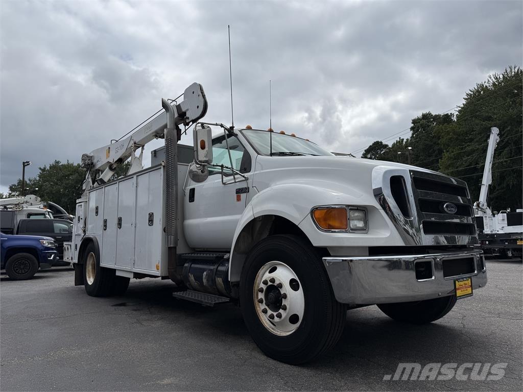 Ford F750 Komunální / Multi-užitková vozidla