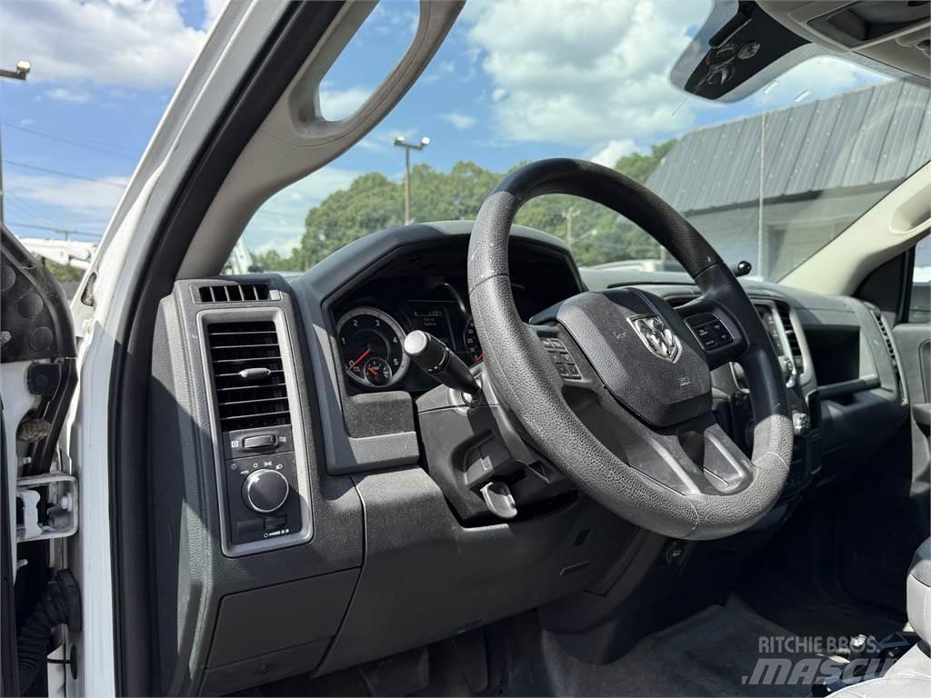RAM 5500 Komunální / Multi-užitková vozidla