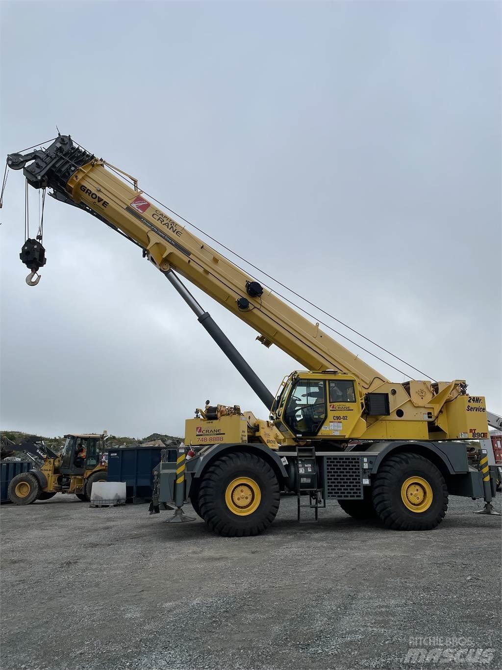 Grove RT890E Jeřáby pro těžký terén