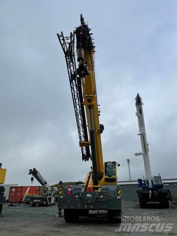 Grove RT890E Jeřáby pro těžký terén