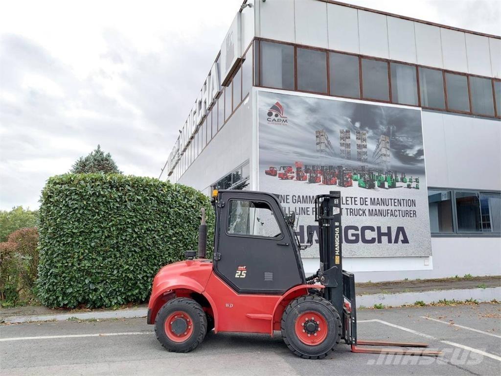 Hangcha TT25-4 Terénní vysokozdvižné vozíky