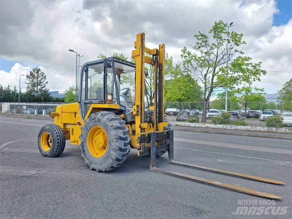 JCB 930-2 Terénní vysokozdvižné vozíky