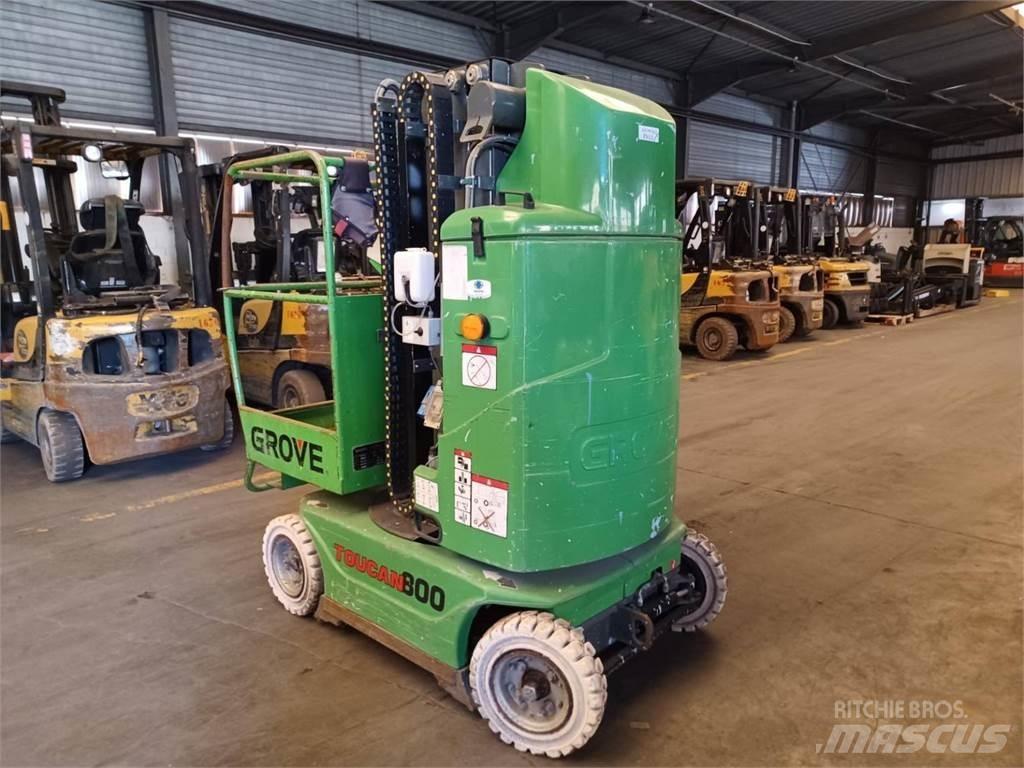 JLG TOUCAN 800 Další zvedače a plošiny