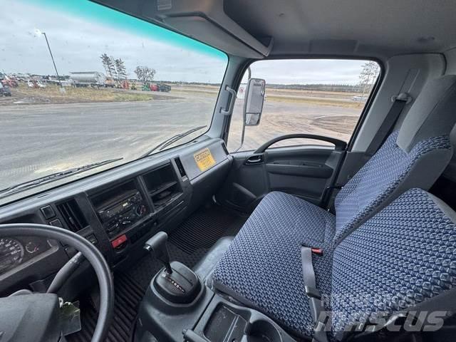Isuzu NPR HD Další