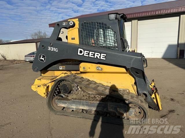 John Deere 331G Stavebnictví - ostatní