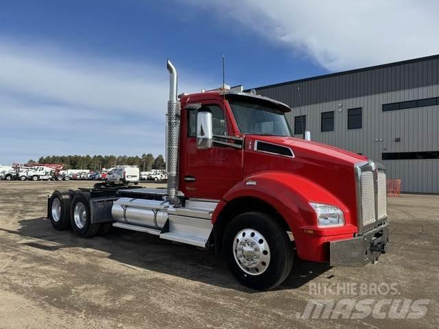 Kenworth T880 Další