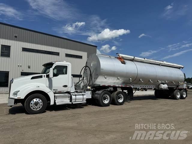 Kenworth T880 Další