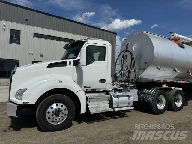 Kenworth T880 Další