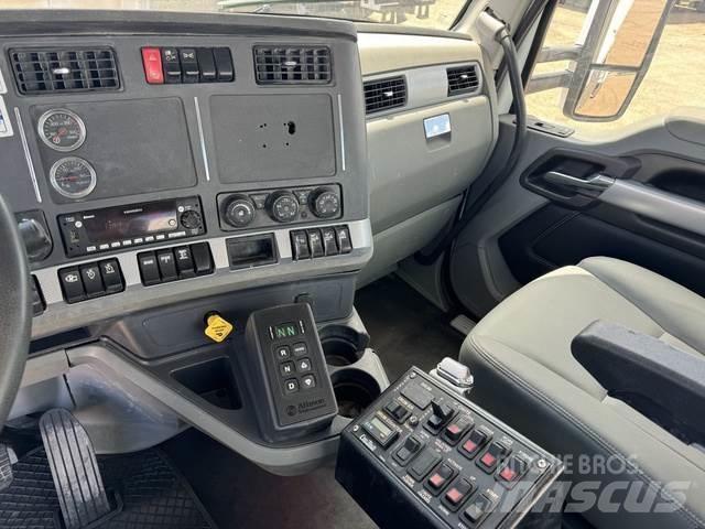 Kenworth T880 Další
