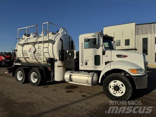 Peterbilt 335 Další