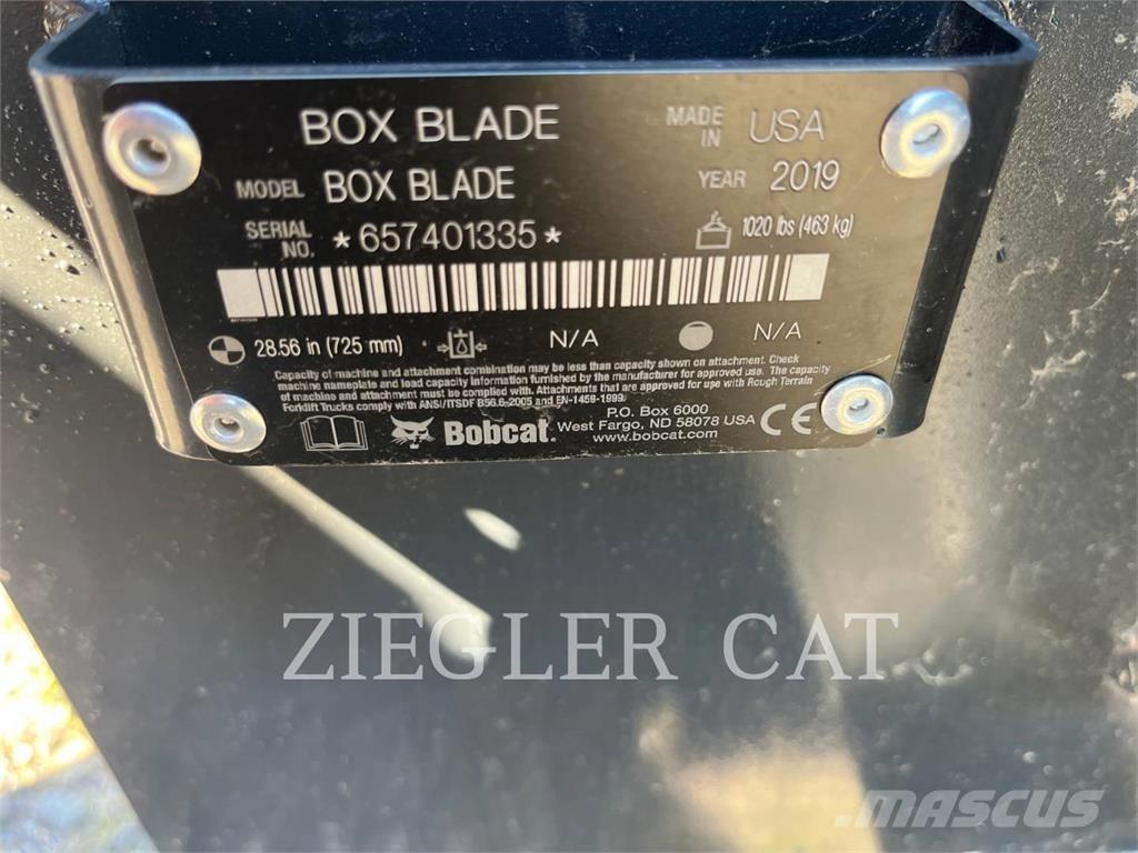 Bobcat BOXBLADE Smykem řízené nakladače