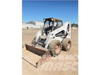 Bobcat S330 Smykem řízené nakladače