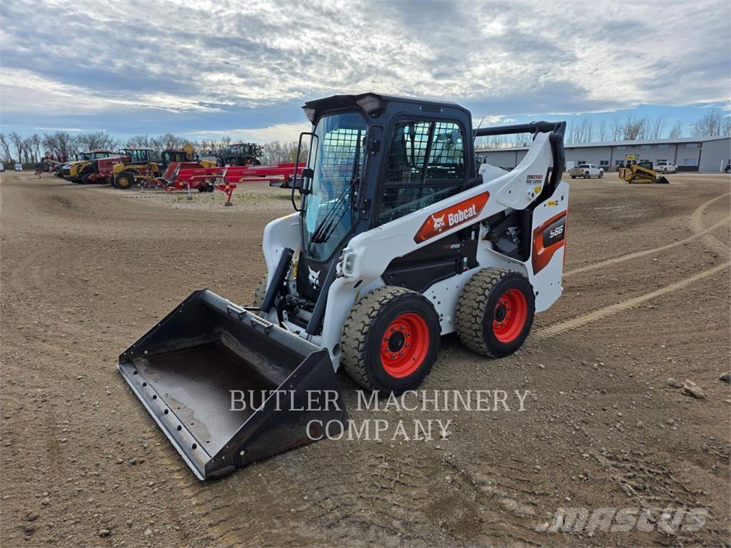 Bobcat S66 Smykem řízené nakladače
