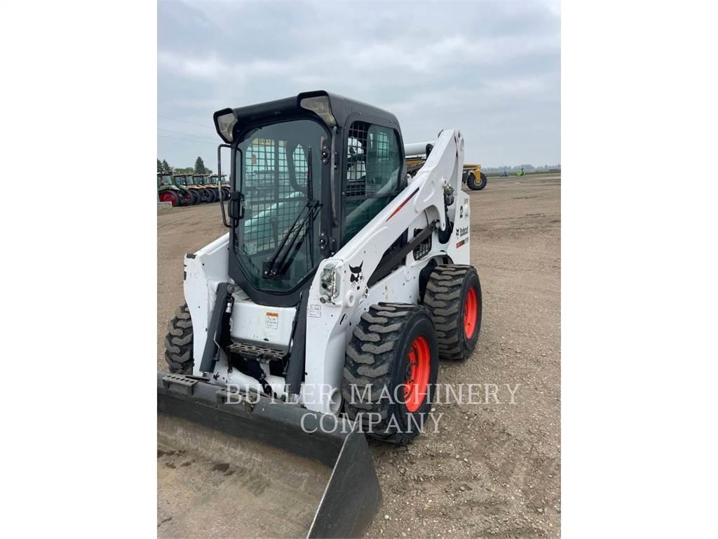 Bobcat S750 Smykem řízené nakladače