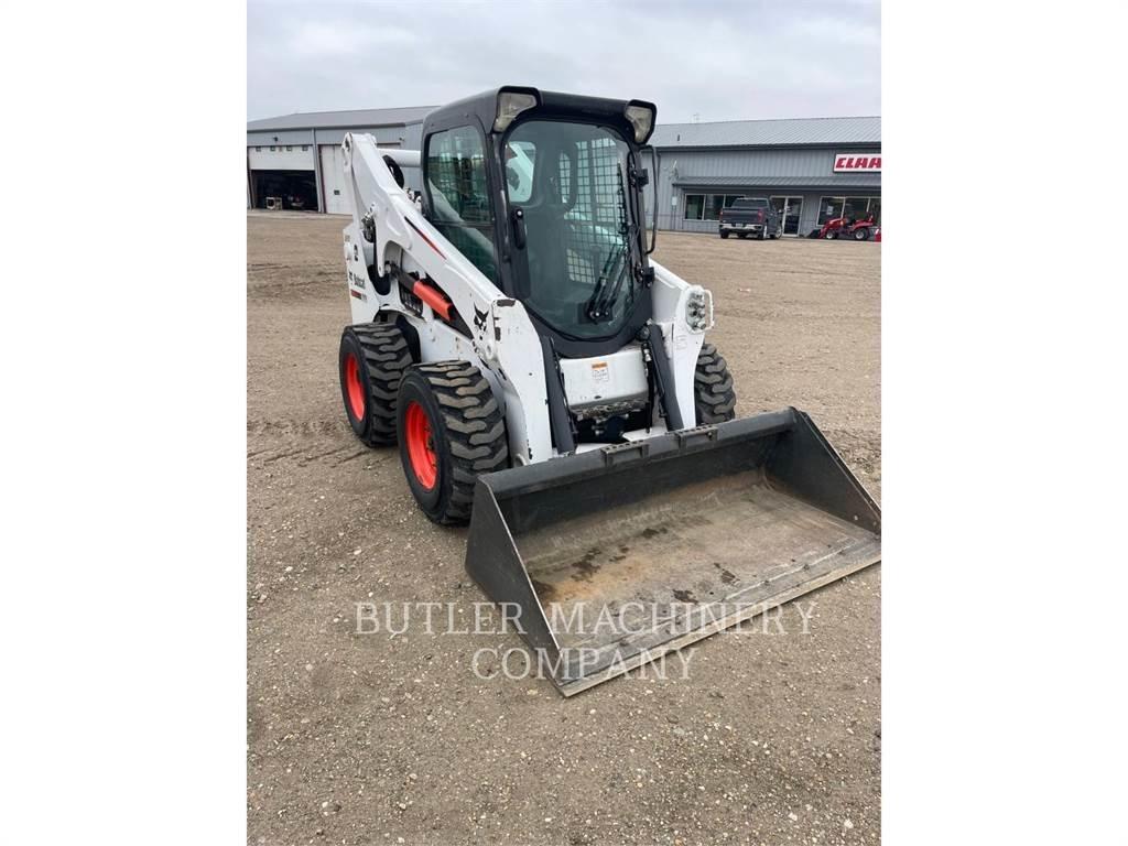 Bobcat S750 Smykem řízené nakladače