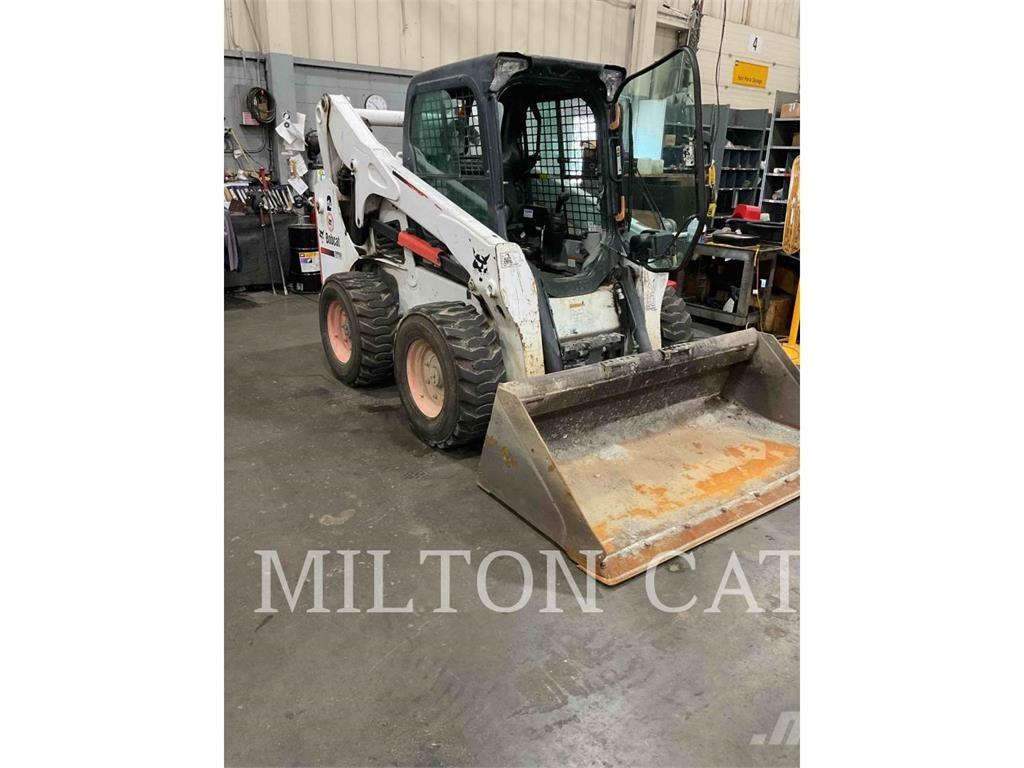 Bobcat S770 Smykem řízené nakladače